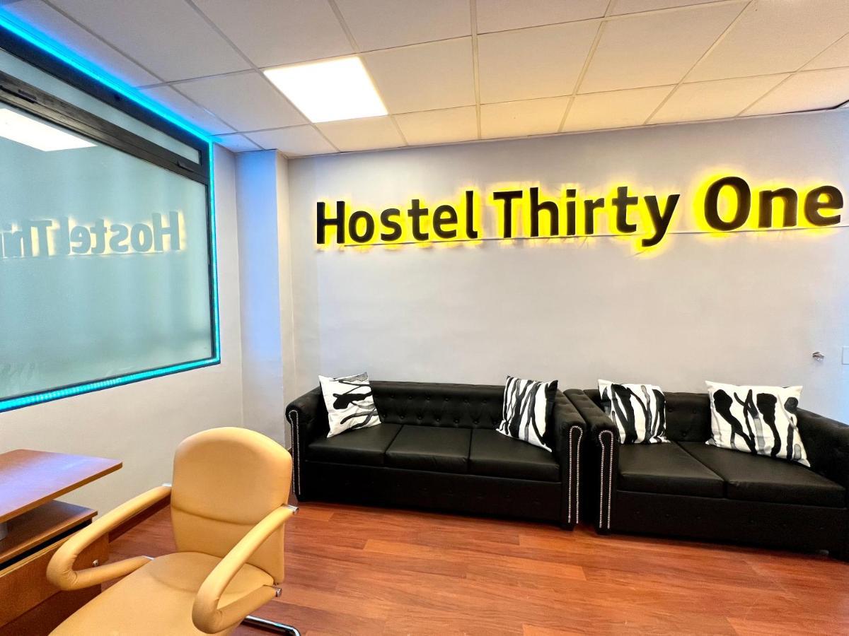 Hostel Thirty One Мадрид Екстер'єр фото