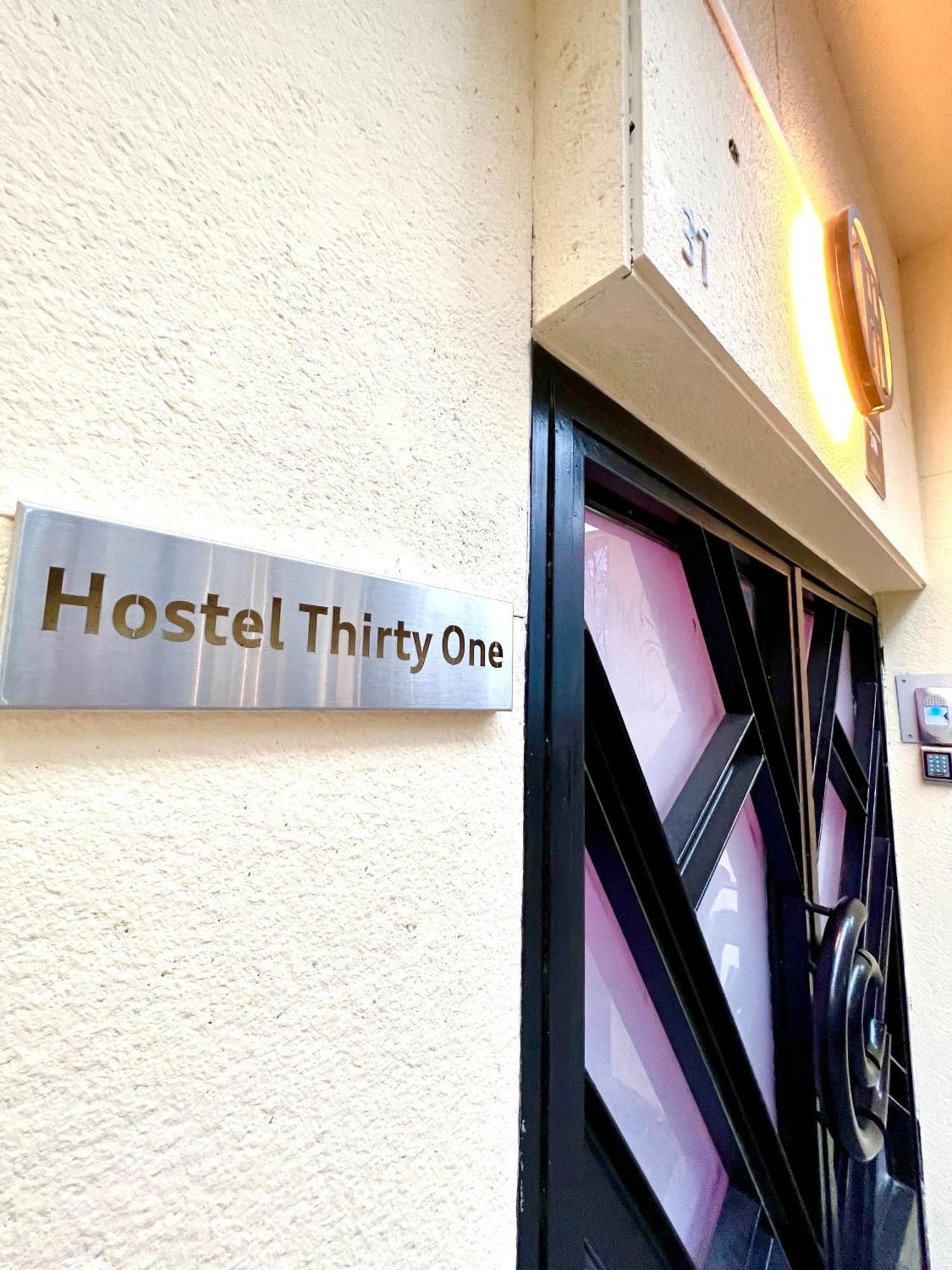 Hostel Thirty One Мадрид Екстер'єр фото