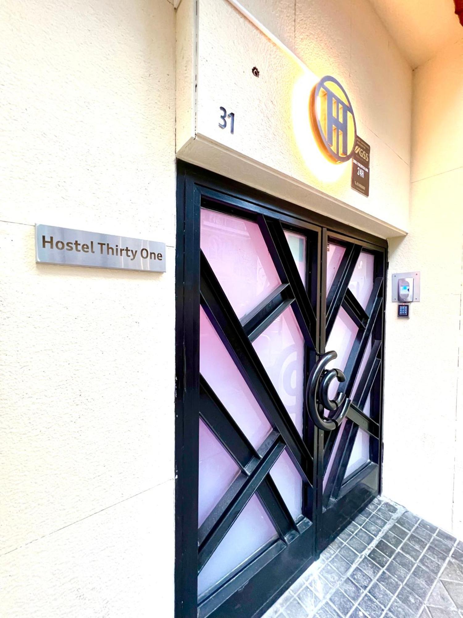 Hostel Thirty One Мадрид Екстер'єр фото