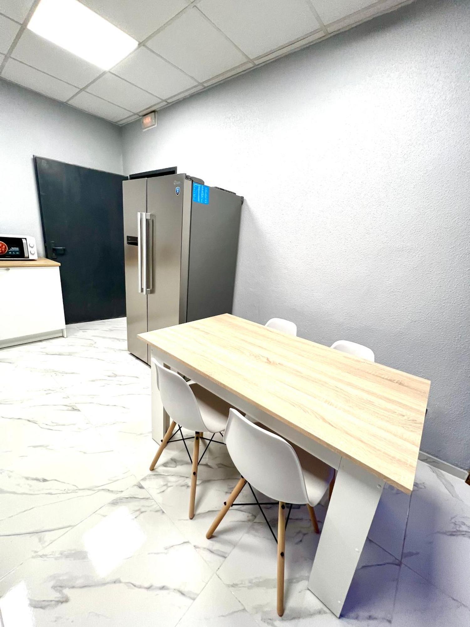 Hostel Thirty One Мадрид Екстер'єр фото