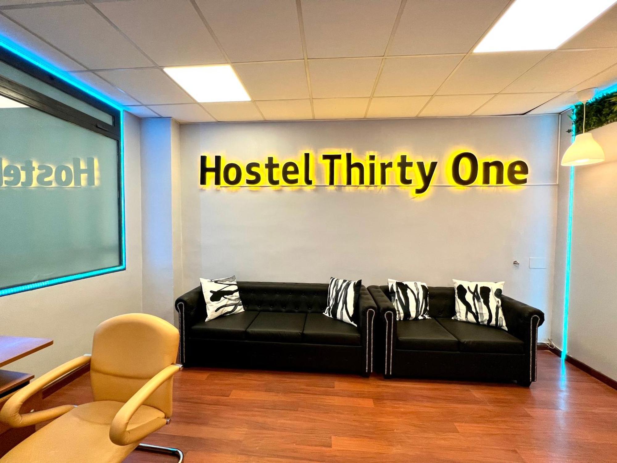 Hostel Thirty One Мадрид Екстер'єр фото