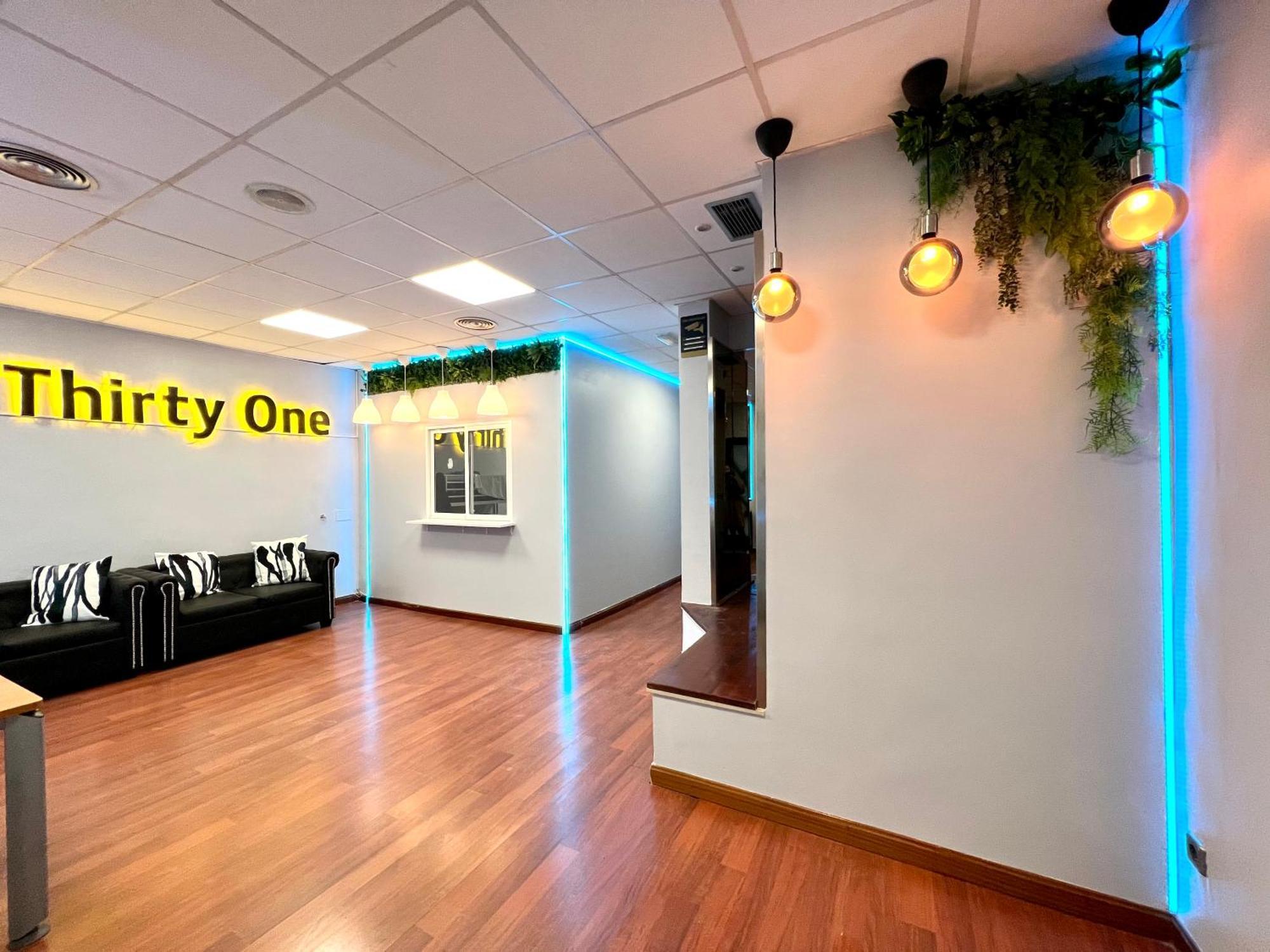 Hostel Thirty One Мадрид Екстер'єр фото